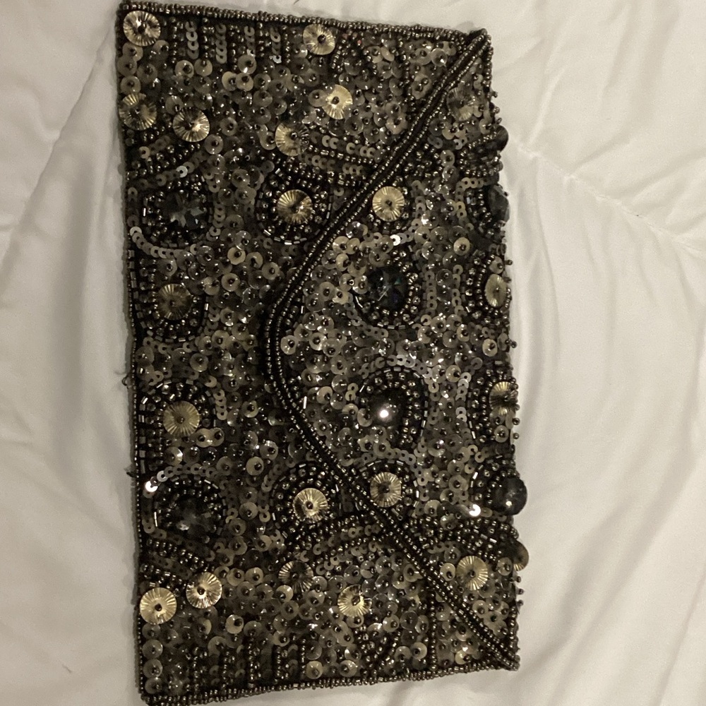 Source Unknown Black and Gold Beaded Clutch